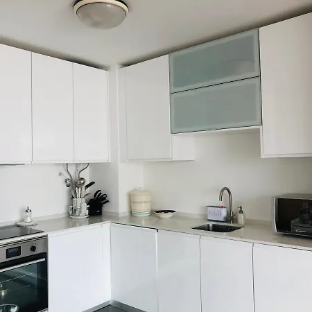 Waterfront Marina Luxurious X3 Bedrooms, Lg Veranda Wateredge 拉哥斯